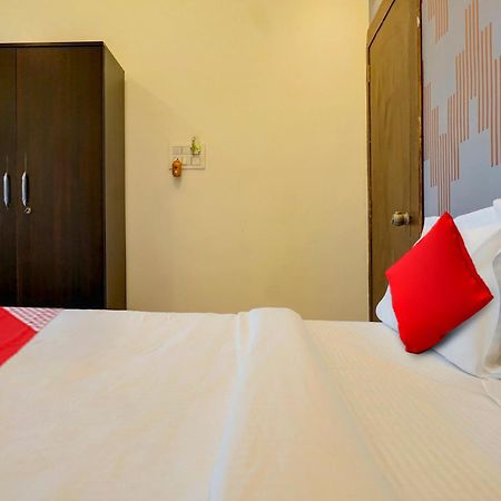 Collection O Golden Leaf Hotel Hinjawadi Bagian luar foto